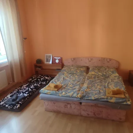 Jednoizbovy V Centre Banskej Bystrice